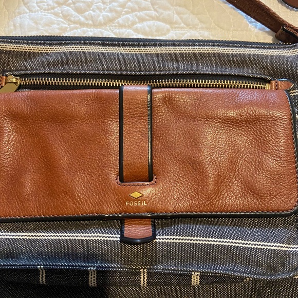 Fossil Striped Brown and Gray Crossbody Bag - Picture 2 of 13